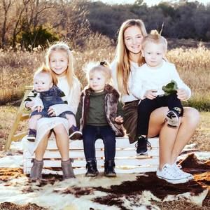 Meet your Posher, Sandy